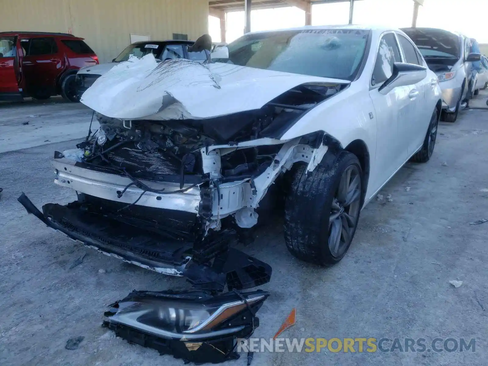 2 Photograph of a damaged car 58ABZ1B1XKU005328 LEXUS ES350 2019