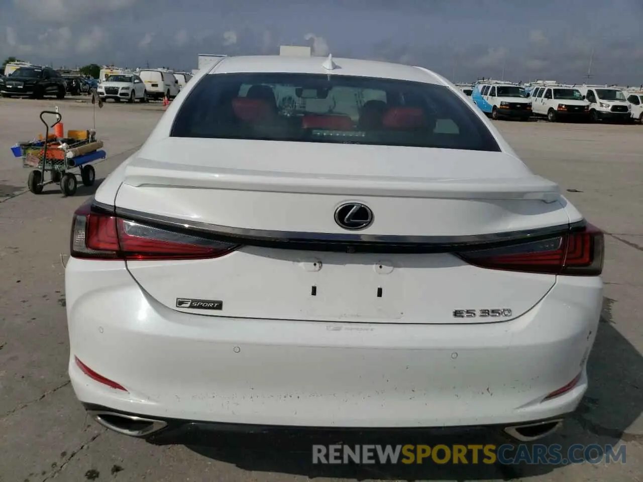 6 Photograph of a damaged car 58ABZ1B1XKU008536 LEXUS ES350 2019