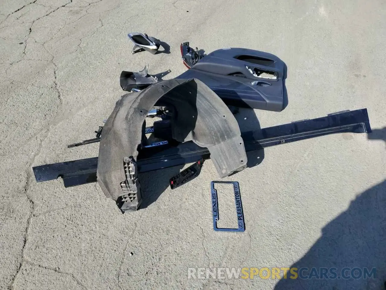 12 Photograph of a damaged car 58ABZ1B1XKU027328 LEXUS ES350 2019