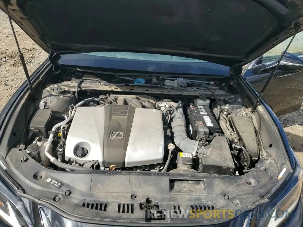 11 Photograph of a damaged car 58ABZ1B1XKU033758 LEXUS ES350 2019