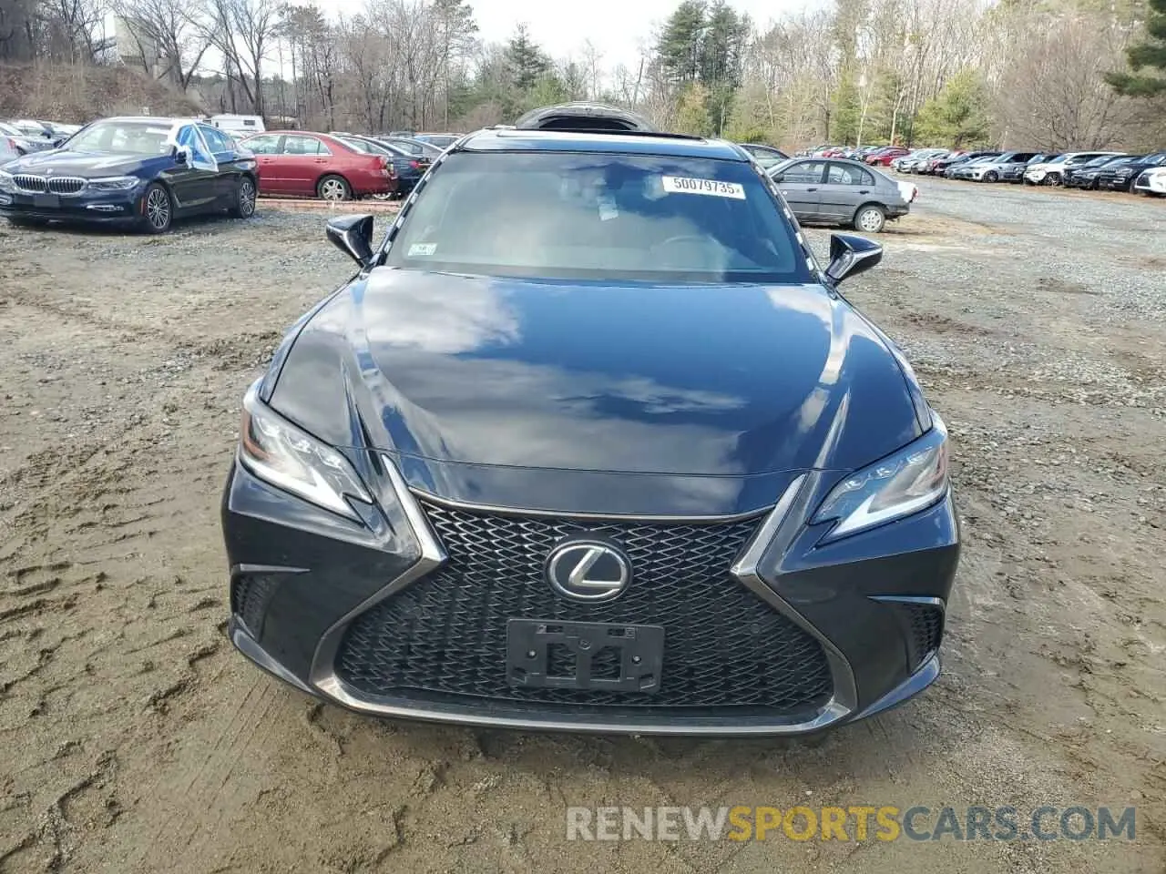 5 Photograph of a damaged car 58ABZ1B1XKU033758 LEXUS ES350 2019