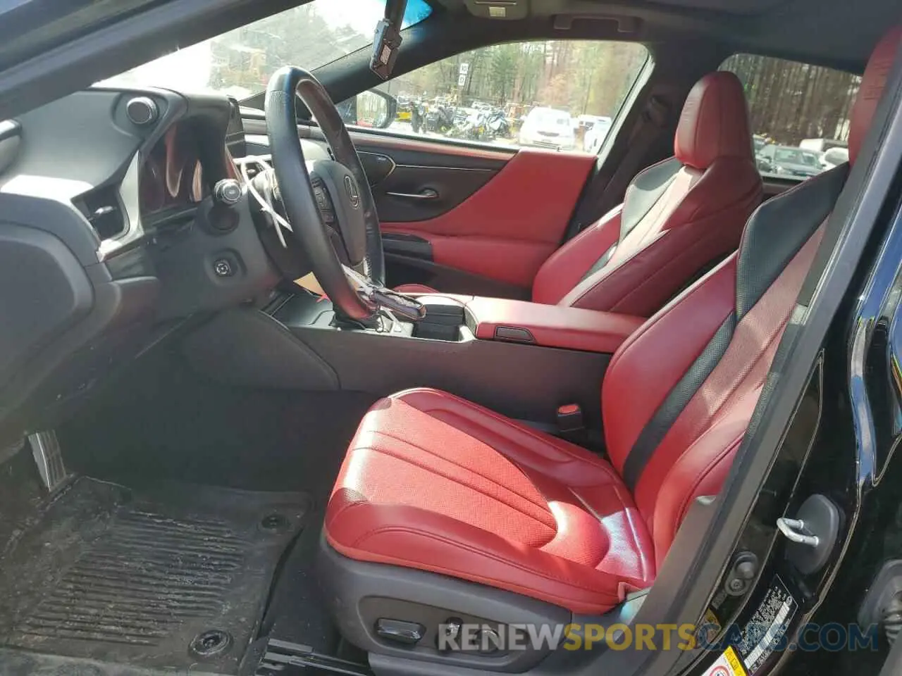 7 Photograph of a damaged car 58ABZ1B1XKU033758 LEXUS ES350 2019
