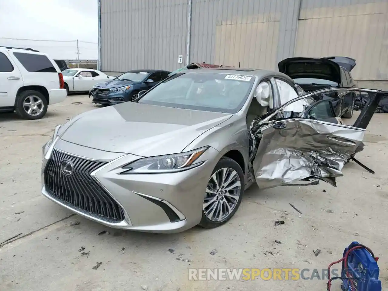 2 Photograph of a damaged car 58ABZ1B1XKU035879 LEXUS ES350 2019