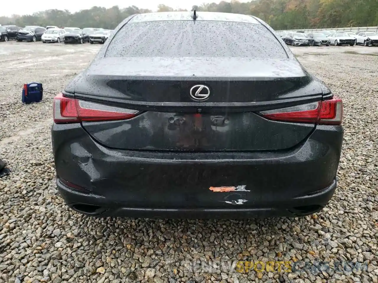 6 Photograph of a damaged car 58ABZ1B1XKU038135 LEXUS ES350 2019