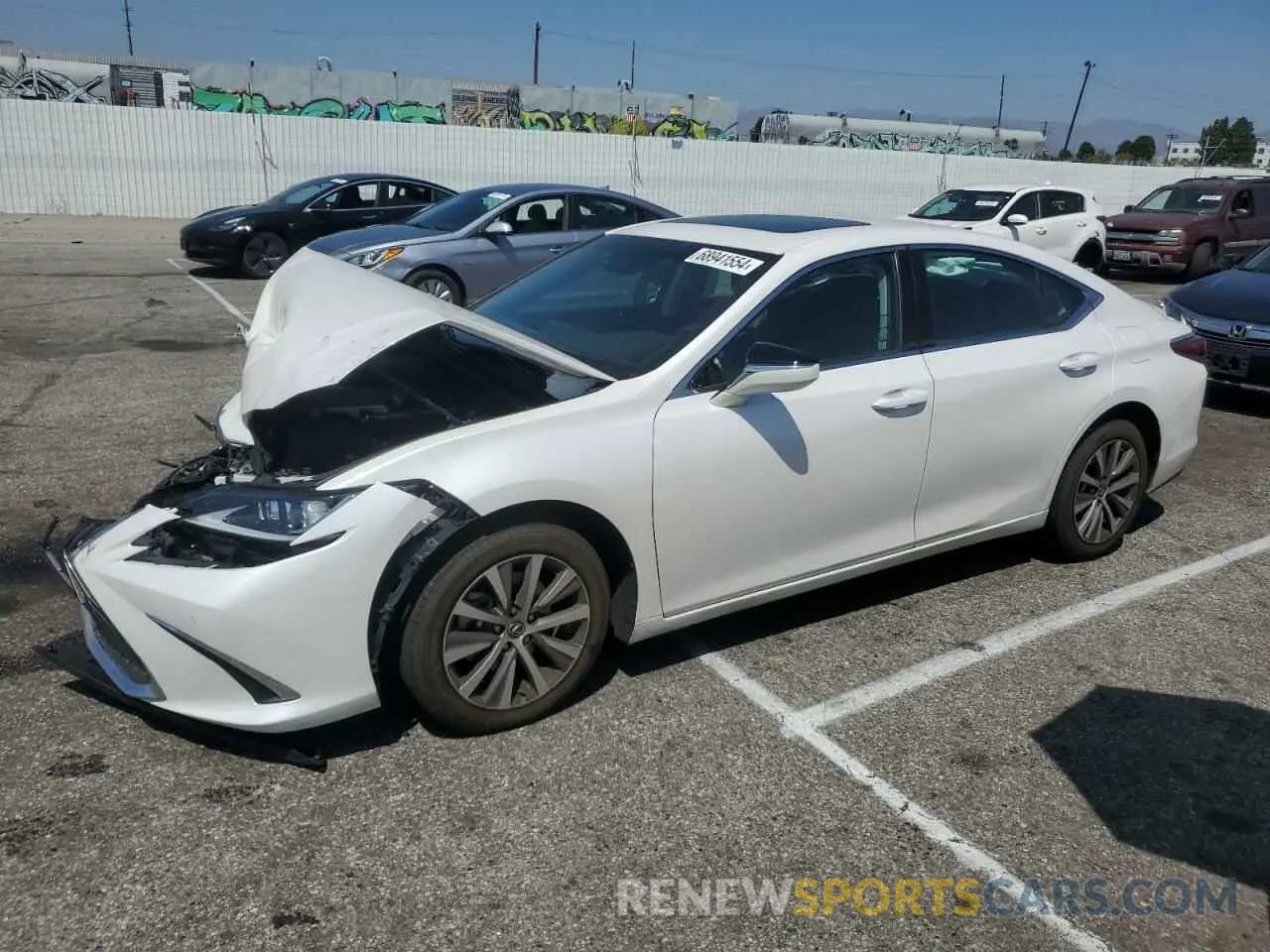 1 Photograph of a damaged car 58ABZ1B1XKU042461 LEXUS ES350 2019