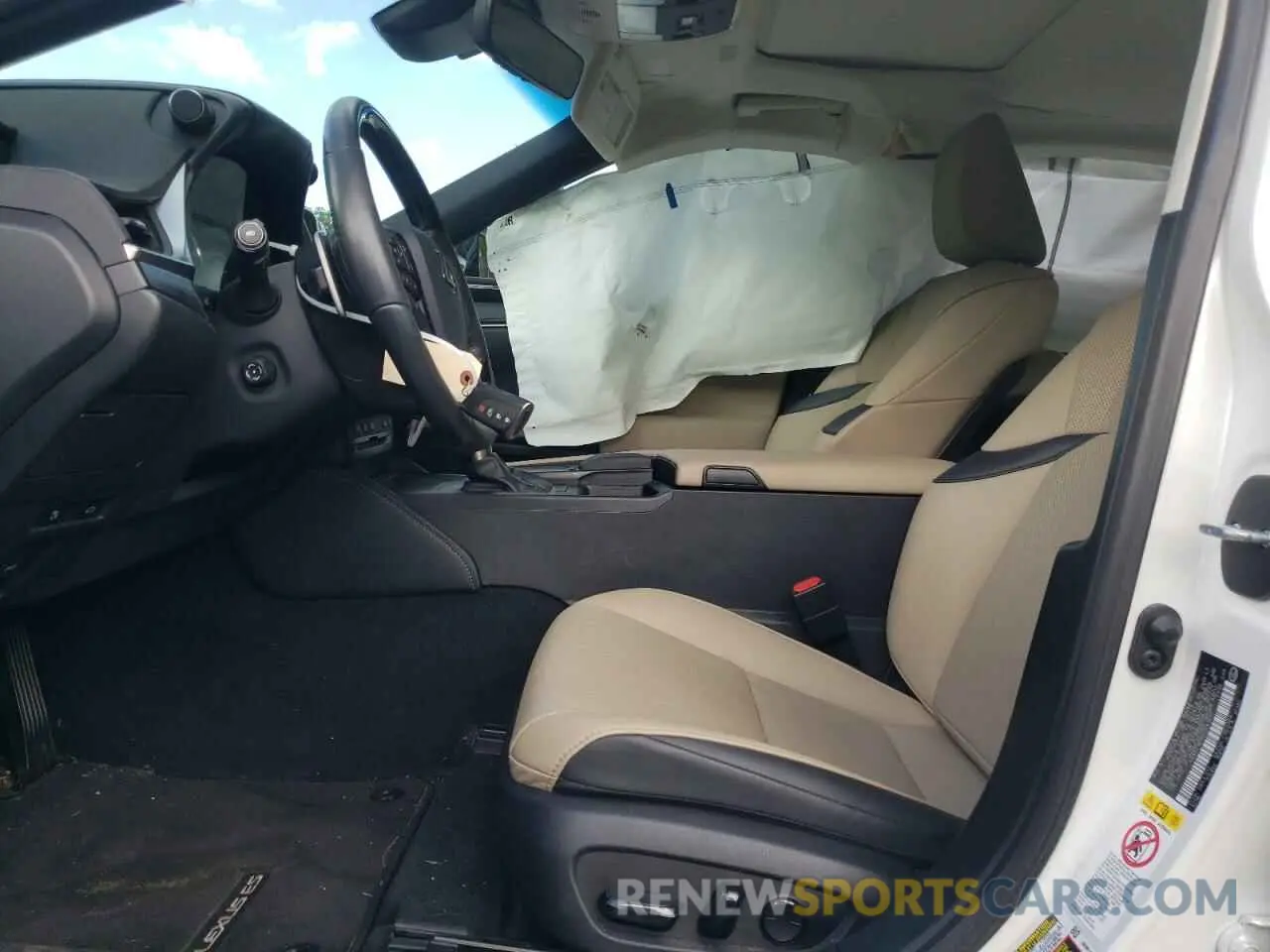 7 Photograph of a damaged car 58ABZ1B1XKU043447 LEXUS ES350 2019