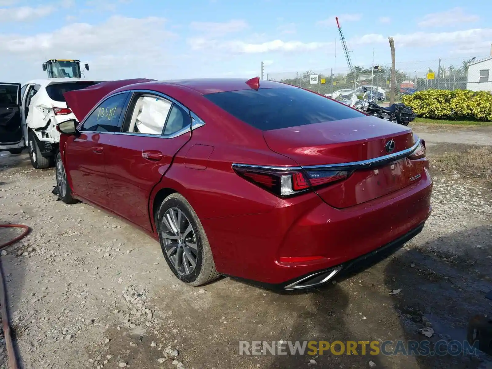 3 Photograph of a damaged car 58ABZ1B1XKU048437 LEXUS ES350 2019