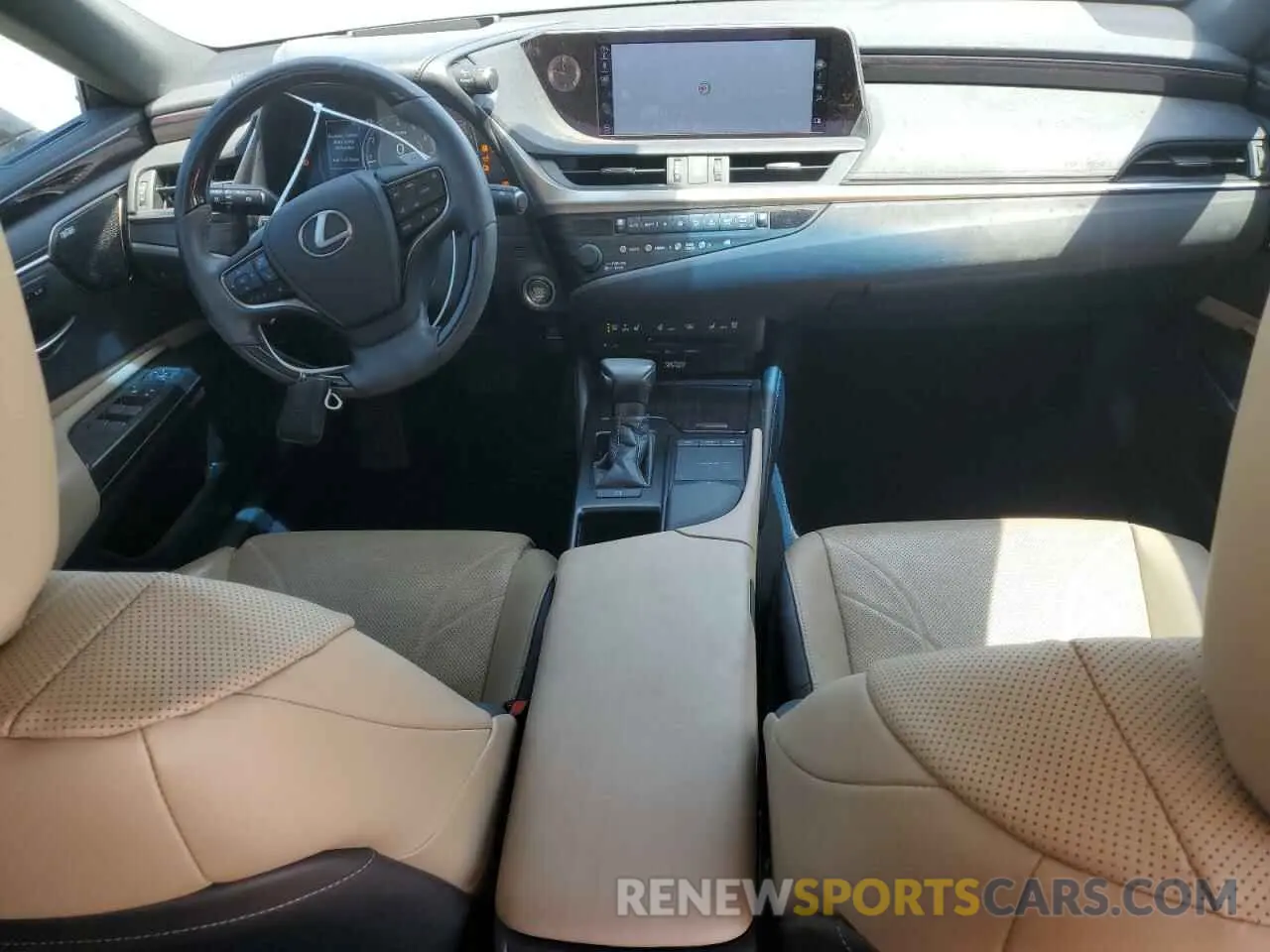 8 Photograph of a damaged car 58ABZ1B1XKU048616 LEXUS ES350 2019