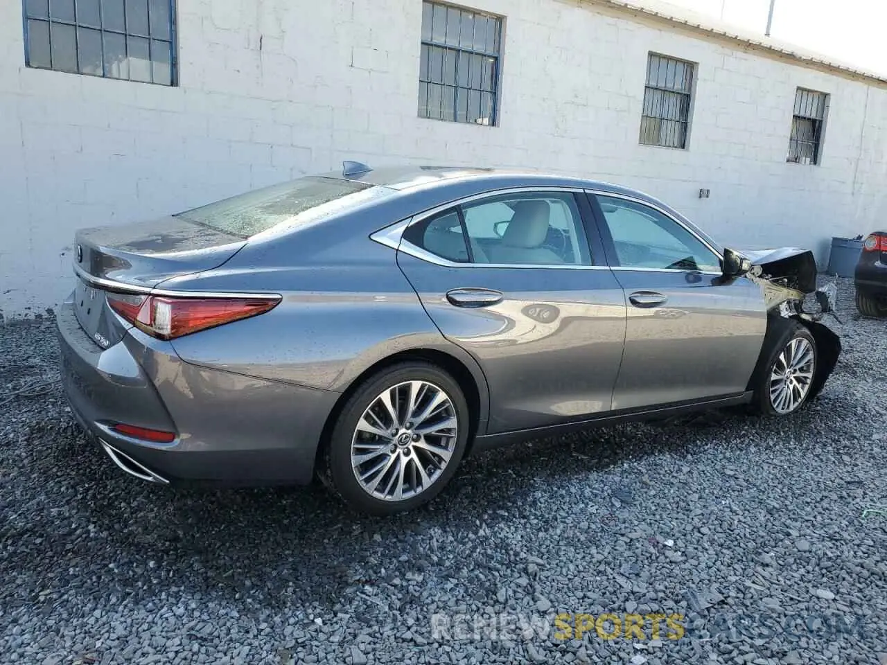 3 Photograph of a damaged car 58ABZ1B1XKU049412 LEXUS ES350 2019