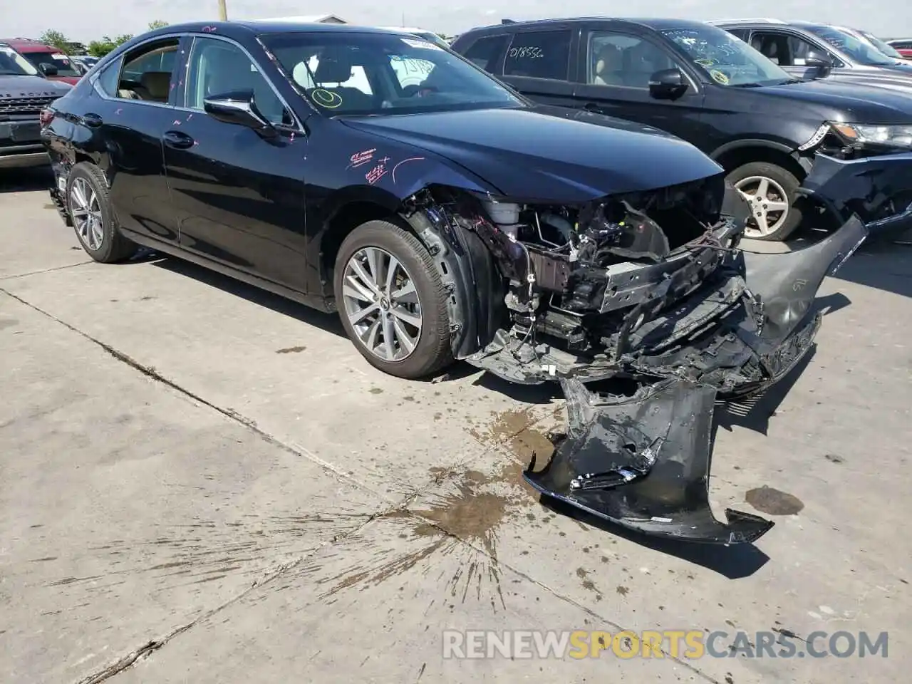 1 Photograph of a damaged car 58ABZ1B1XKU051211 LEXUS ES350 2019