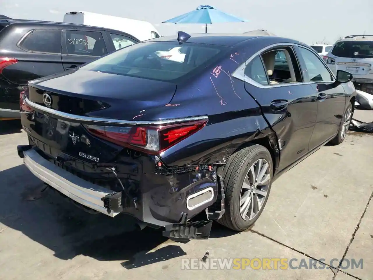 4 Photograph of a damaged car 58ABZ1B1XKU051211 LEXUS ES350 2019