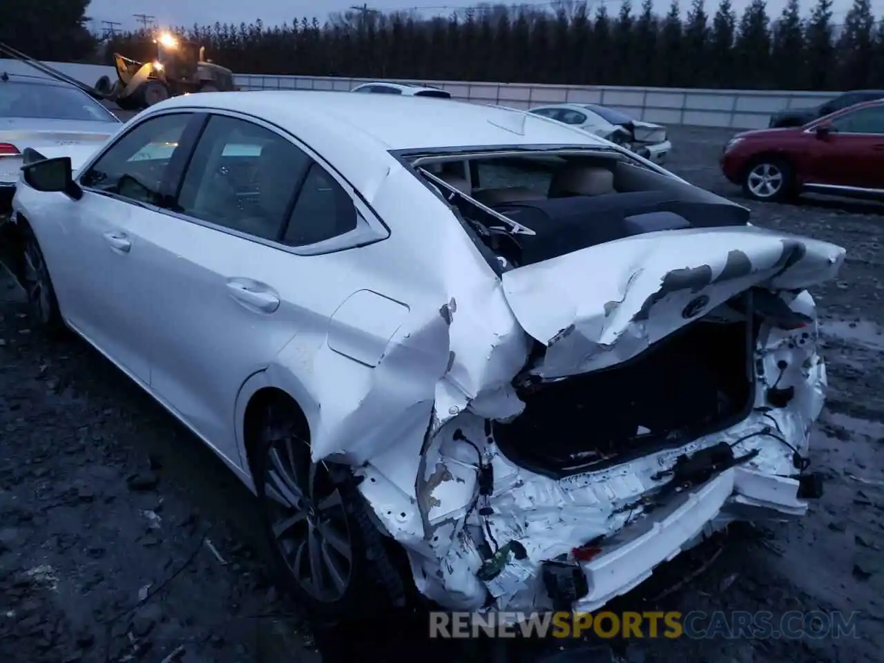 3 Photograph of a damaged car JTHBZ1B13K2004916 LEXUS ES350 2019