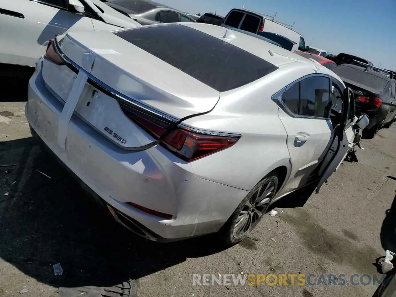 3 Photograph of a damaged car JTHBZ1B14K2003418 LEXUS ES350 2019