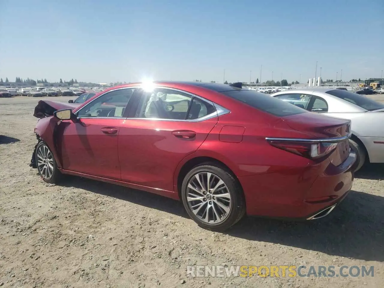 2 Photograph of a damaged car JTHBZ1B15K2002195 LEXUS ES350 2019