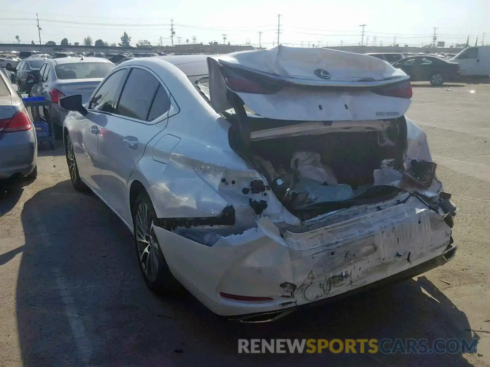 3 Photograph of a damaged car JTHBZ1B15K2005193 LEXUS ES350 2019