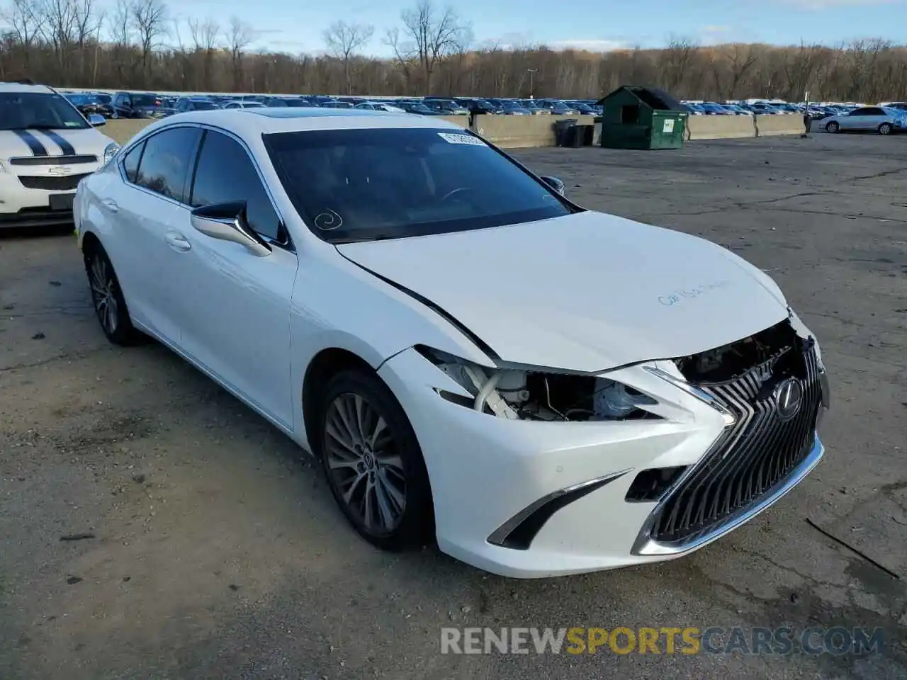 1 Photograph of a damaged car JTHBZ1B19K2001860 LEXUS ES350 2019