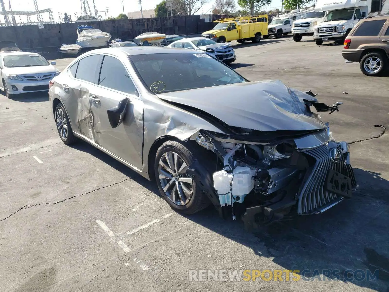 1 Photograph of a damaged car 58ACZ1B18LU067543 LEXUS ES350 2020