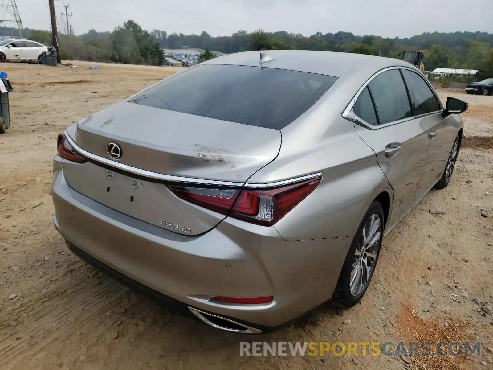 4 Photograph of a damaged car 58ADZ1B10LU069100 LEXUS ES350 2020