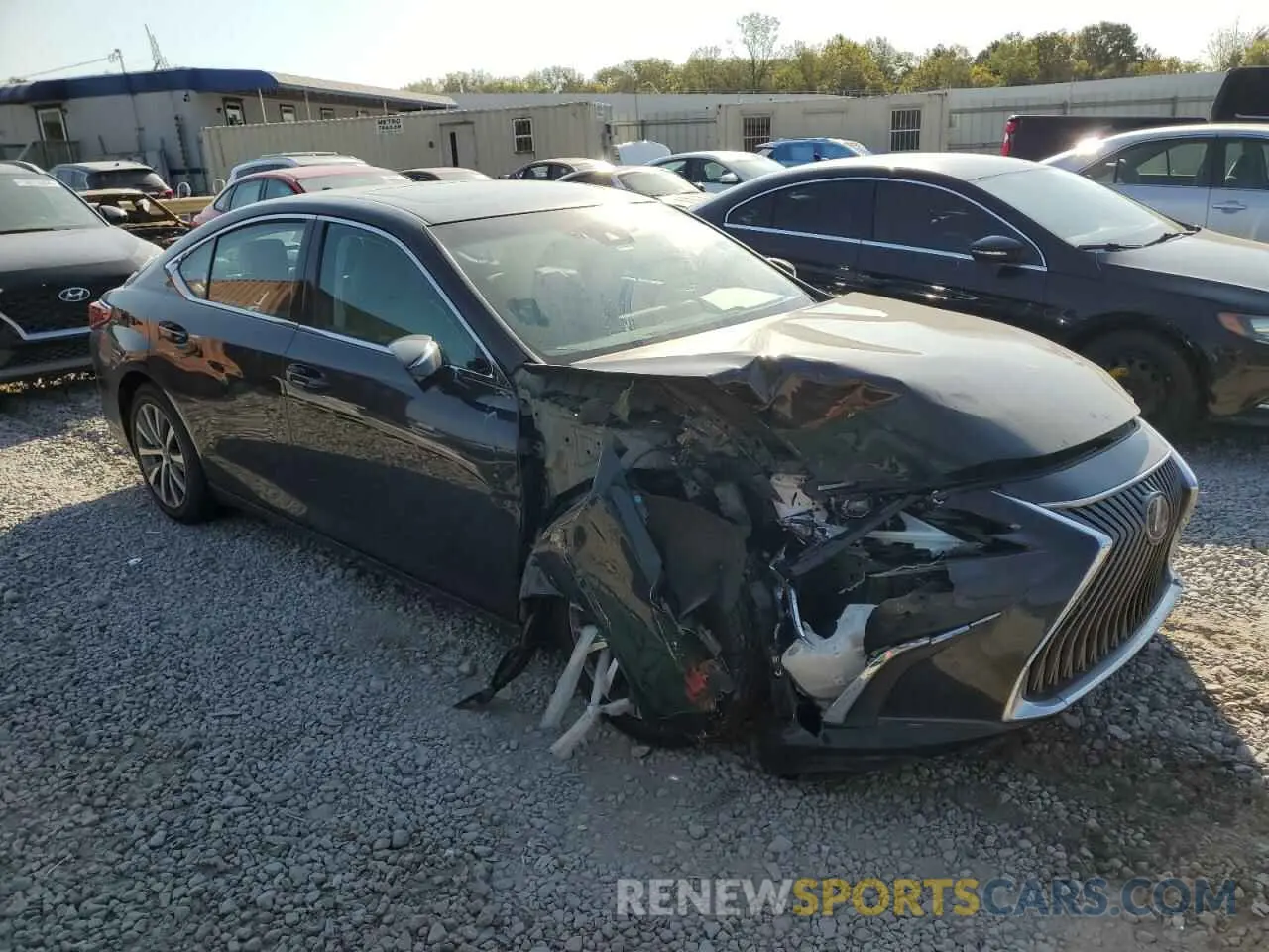 4 Photograph of a damaged car 58ADZ1B10LU071882 LEXUS ES350 2020