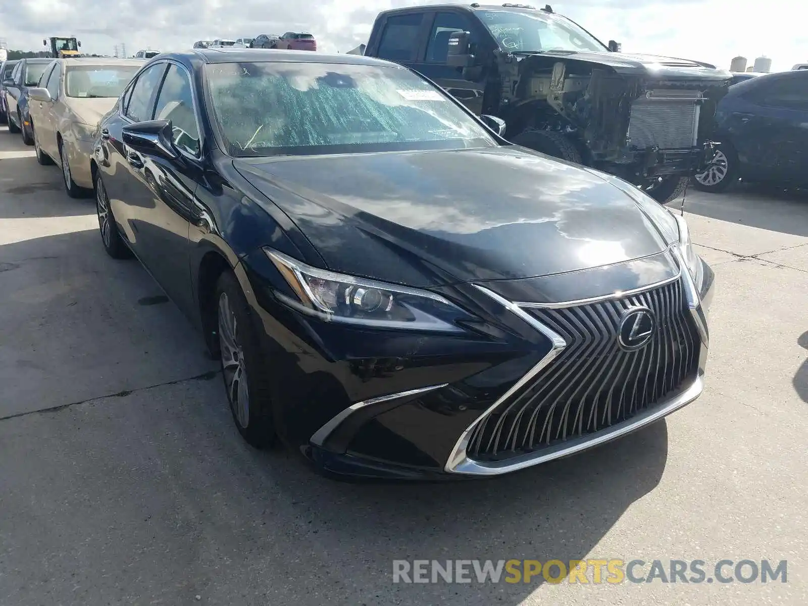 1 Photograph of a damaged car 58ADZ1B11LU055691 LEXUS ES350 2020