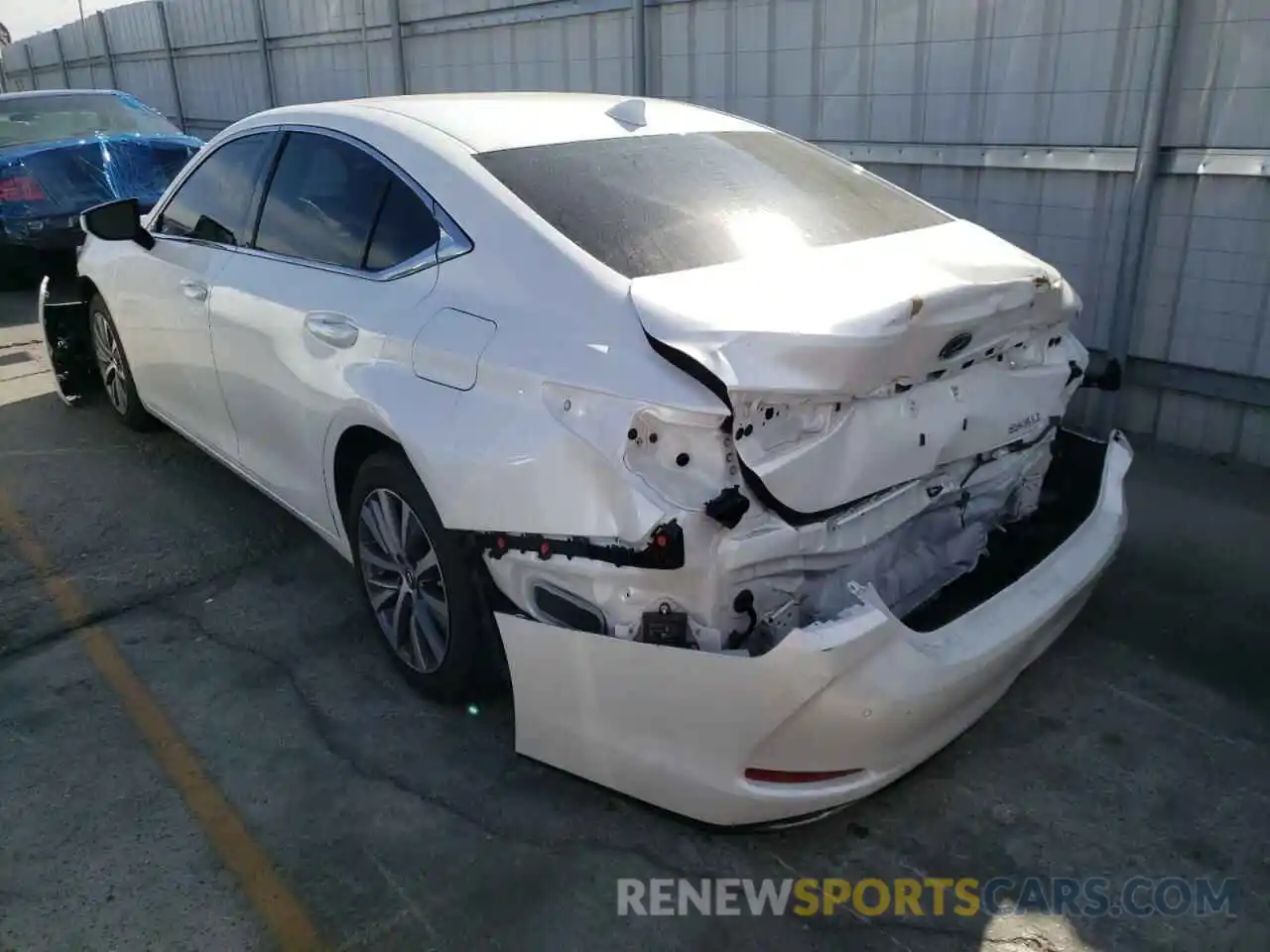 3 Photograph of a damaged car 58ADZ1B11LU056548 LEXUS ES350 2020