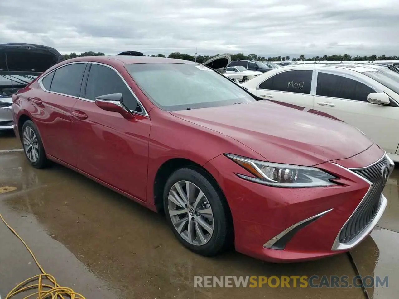 4 Photograph of a damaged car 58ADZ1B11LU057313 LEXUS ES350 2020