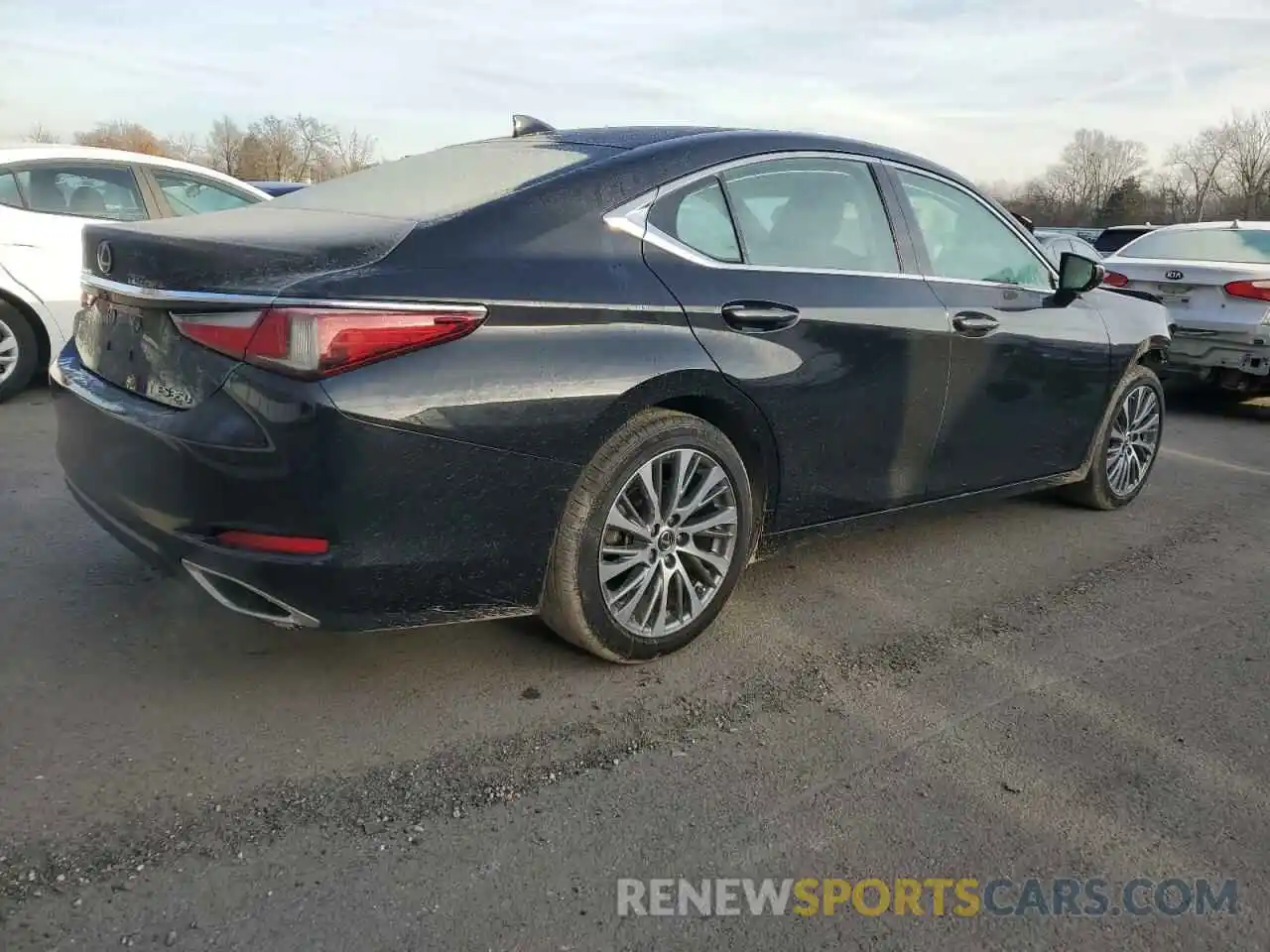 3 Photograph of a damaged car 58ADZ1B11LU074614 LEXUS ES350 2020