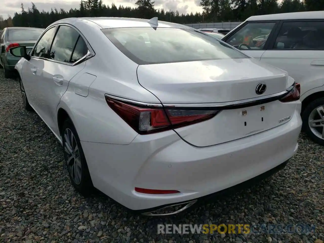 3 Photograph of a damaged car 58ADZ1B12LU051360 LEXUS ES350 2020