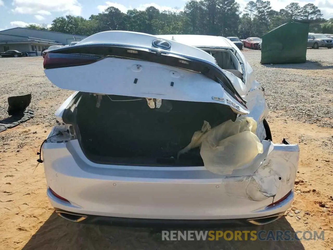6 Photograph of a damaged car 58ADZ1B12LU067560 LEXUS ES350 2020