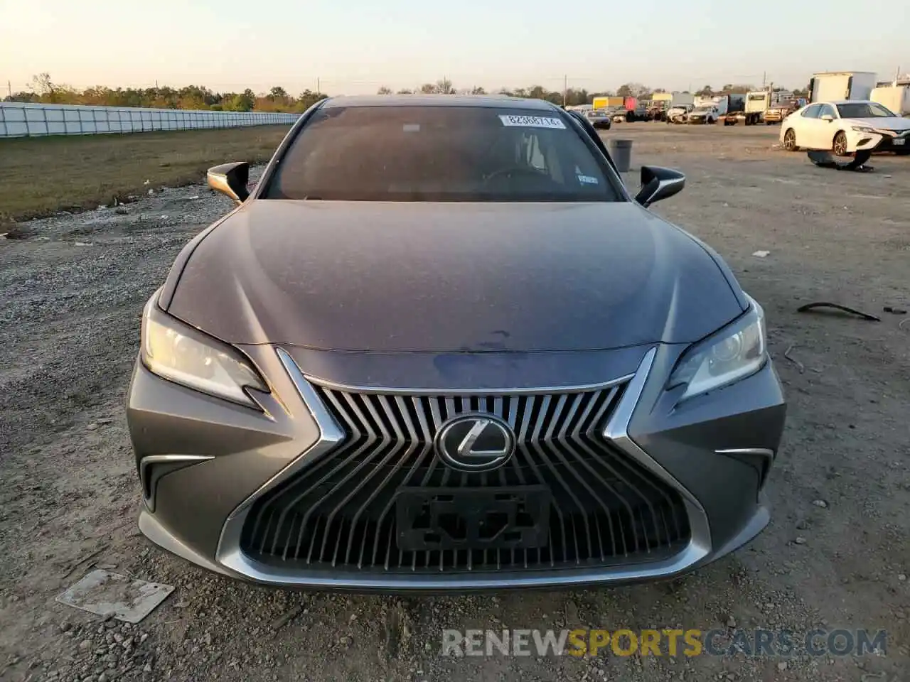 5 Photograph of a damaged car 58ADZ1B12LU074153 LEXUS ES350 2020