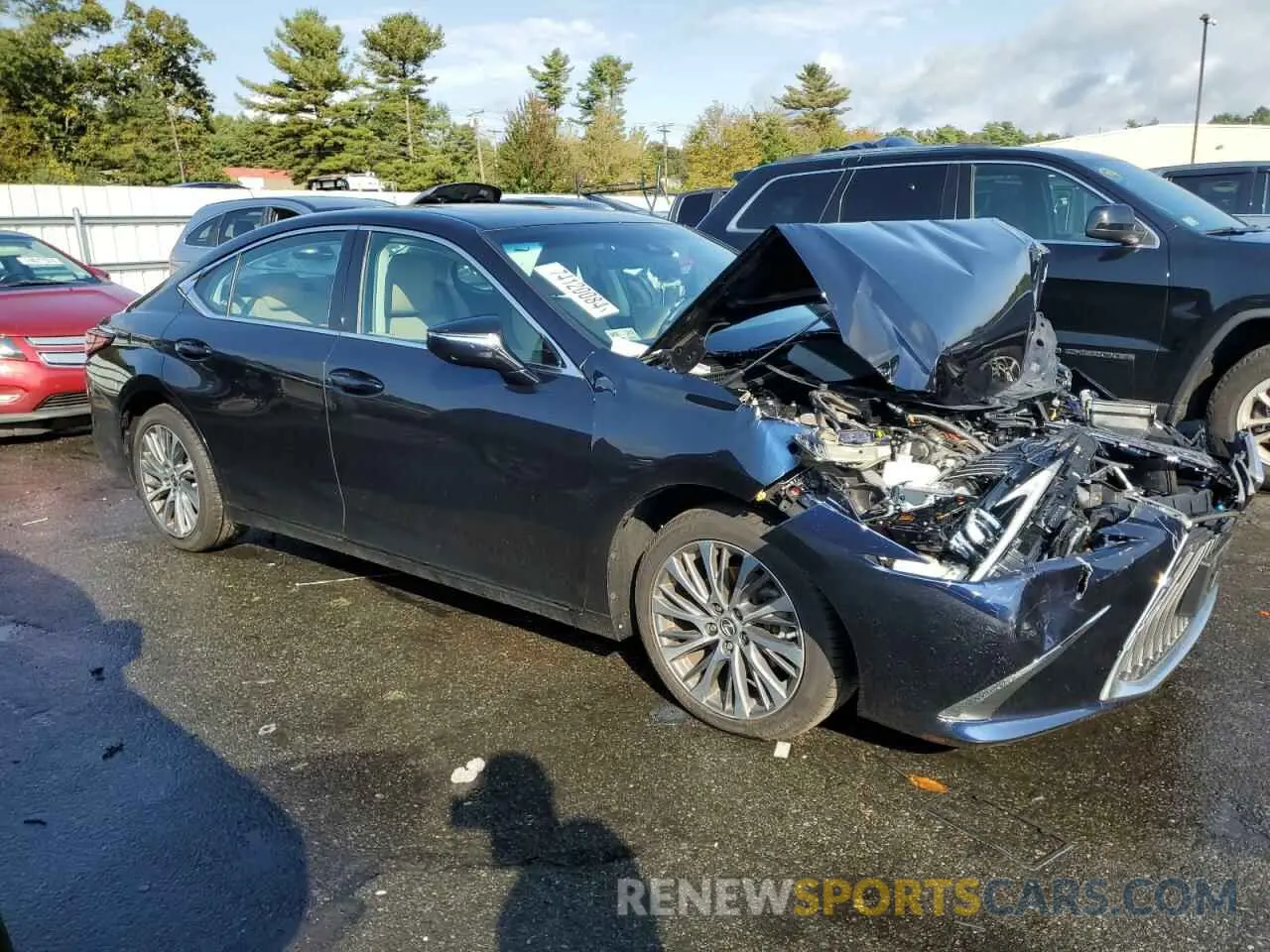 4 Photograph of a damaged car 58ADZ1B12LU079630 LEXUS ES350 2020