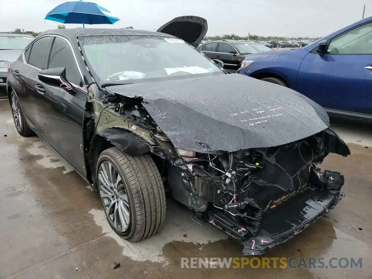 1 Photograph of a damaged car 58ADZ1B13LU057166 LEXUS ES350 2020