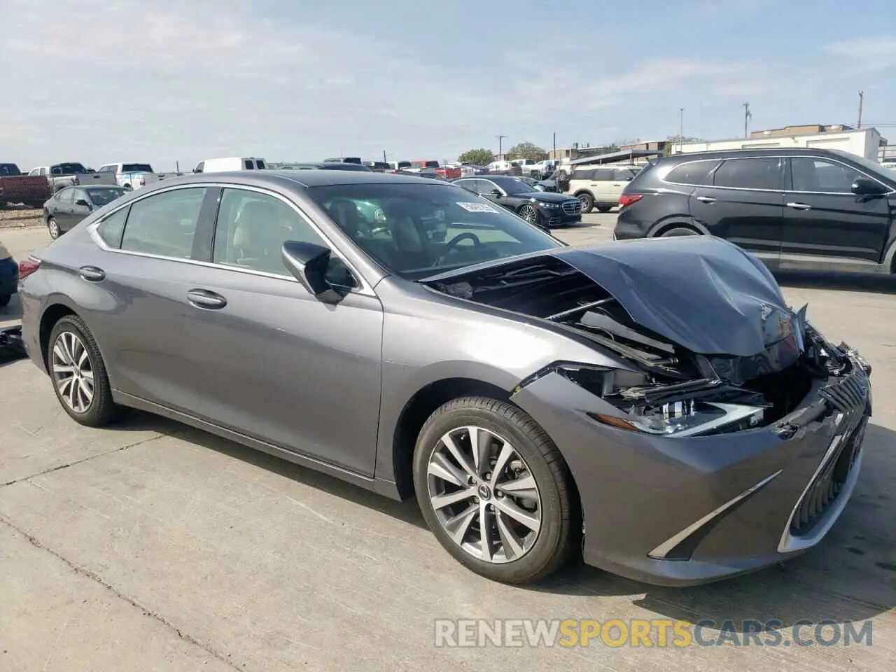 4 Photograph of a damaged car 58ADZ1B14LU060853 LEXUS ES350 2020