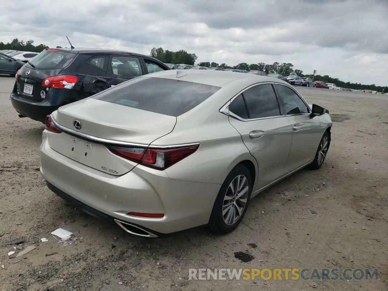 4 Photograph of a damaged car 58ADZ1B14LU061727 LEXUS ES350 2020