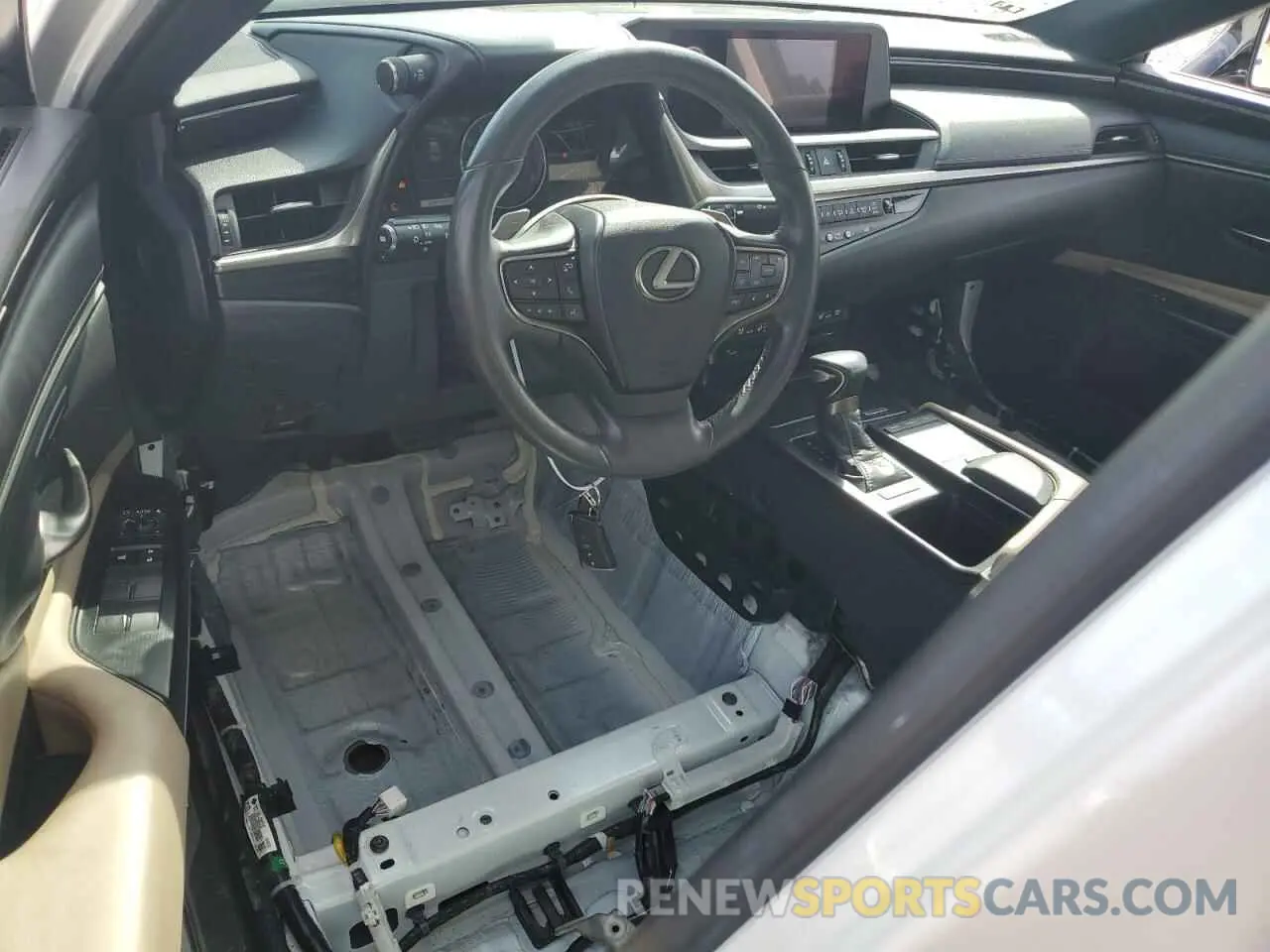 8 Photograph of a damaged car 58ADZ1B15LU056679 LEXUS ES350 2020