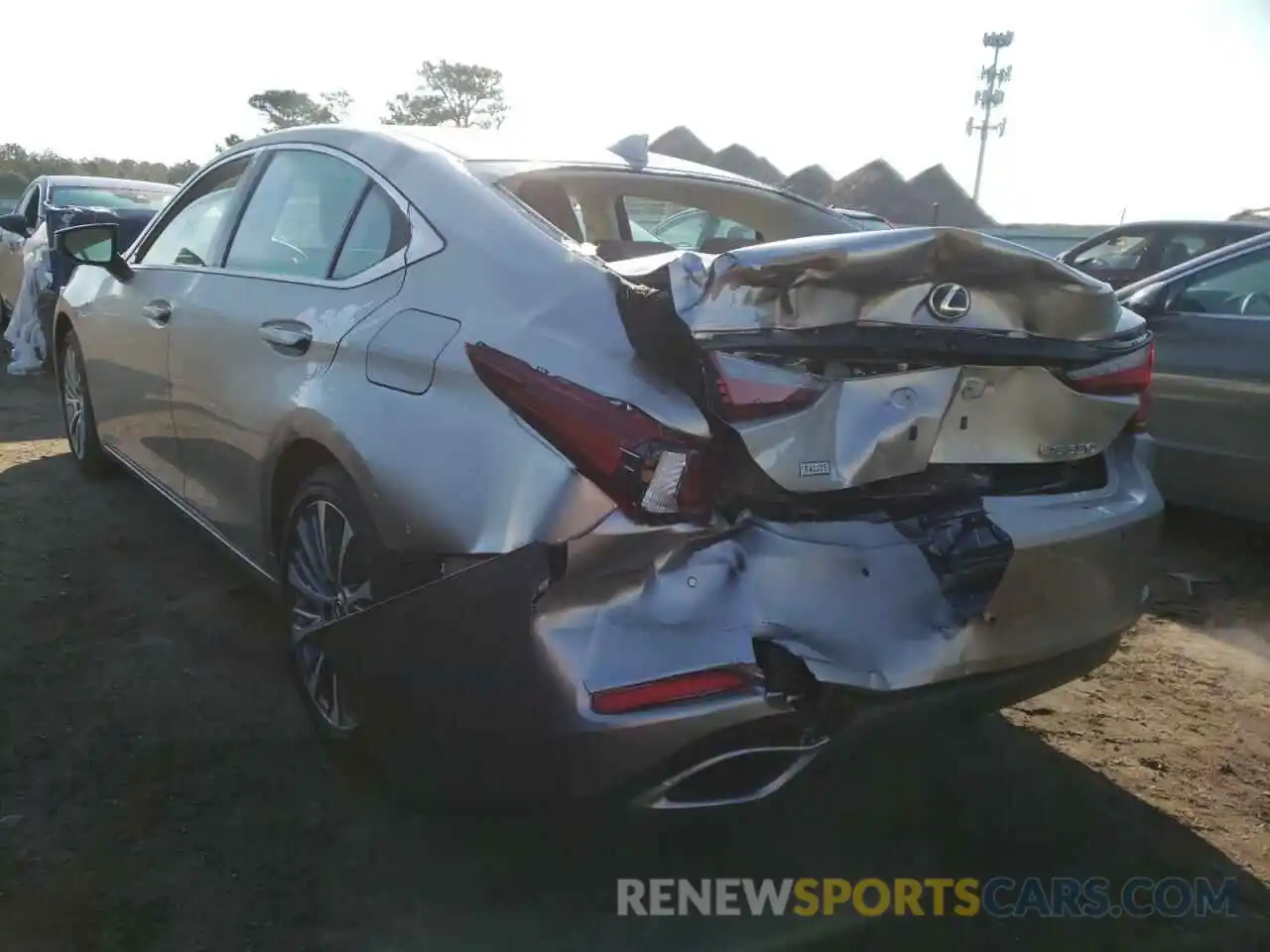 3 Photograph of a damaged car 58ADZ1B15LU060313 LEXUS ES350 2020