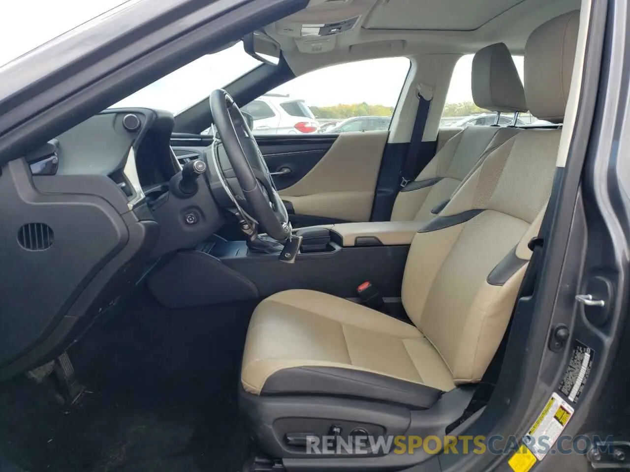 7 Photograph of a damaged car 58ADZ1B15LU075622 LEXUS ES350 2020