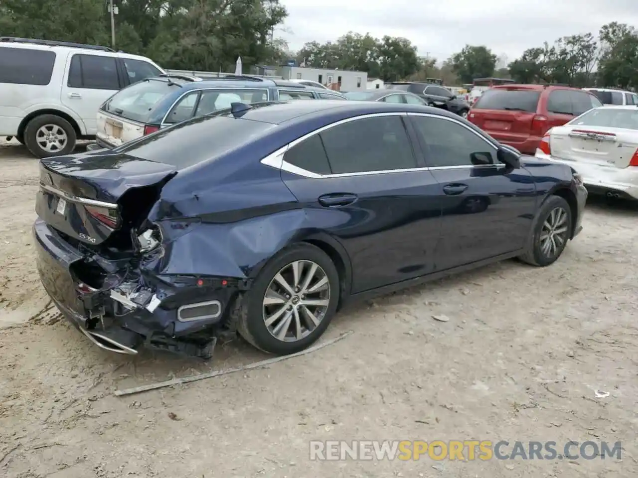 3 Photograph of a damaged car 58ADZ1B16LU057517 LEXUS ES350 2020