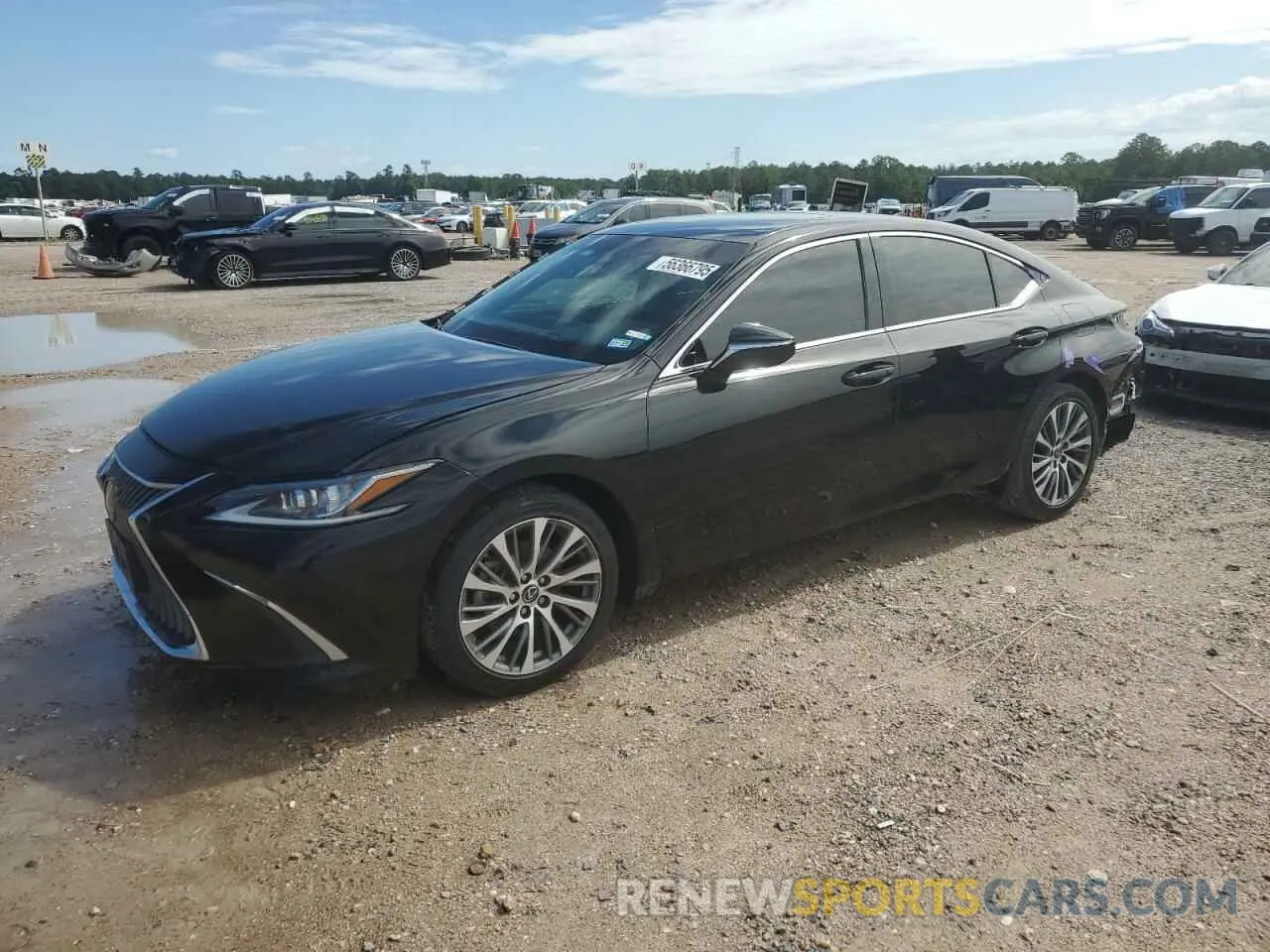 1 Photograph of a damaged car 58ADZ1B16LU070039 LEXUS ES350 2020