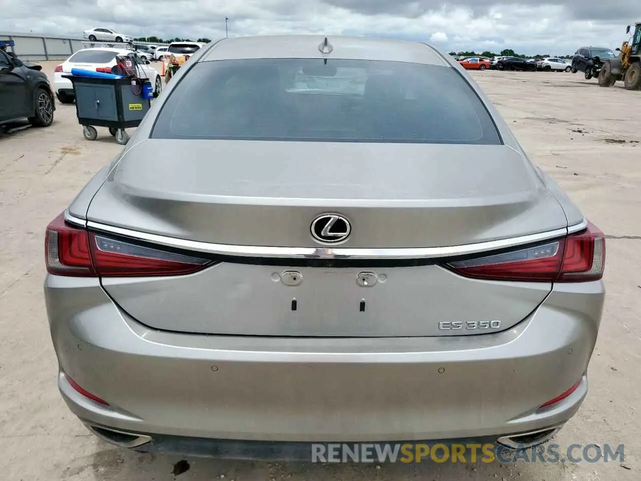 6 Photograph of a damaged car 58ADZ1B17LU077730 LEXUS ES350 2020