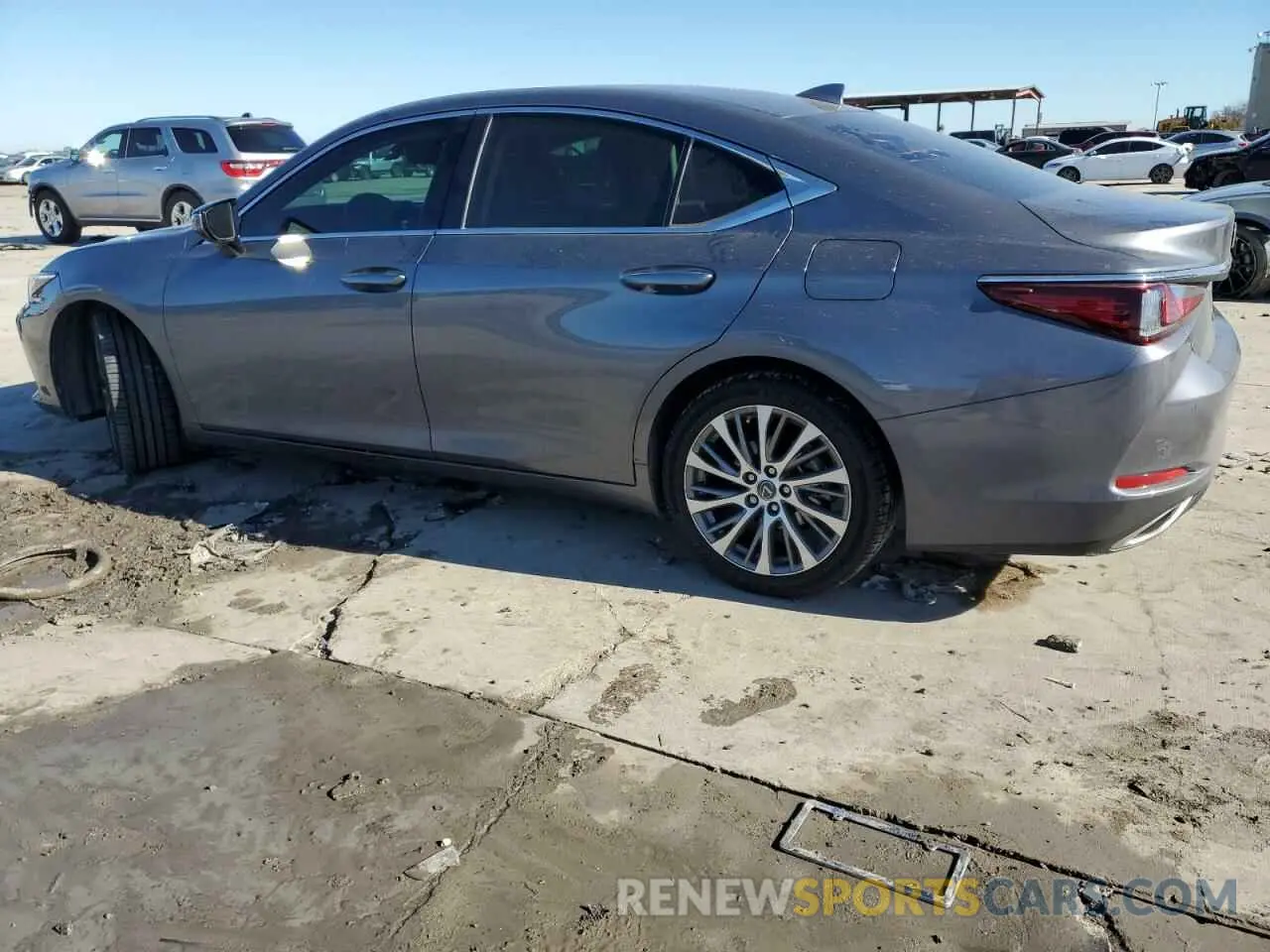 2 Photograph of a damaged car 58ADZ1B18LU067420 LEXUS ES350 2020