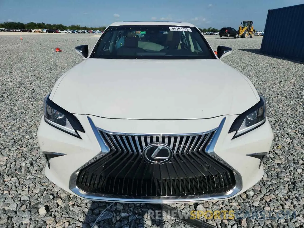 5 Photograph of a damaged car 58ADZ1B18LU068065 LEXUS ES350 2020