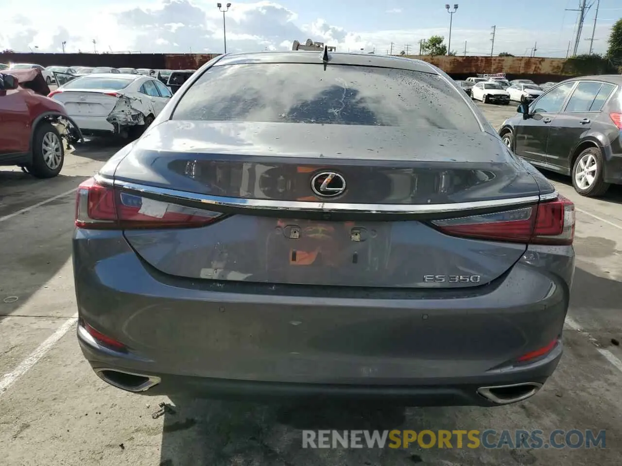6 Photograph of a damaged car 58ADZ1B18LU076327 LEXUS ES350 2020