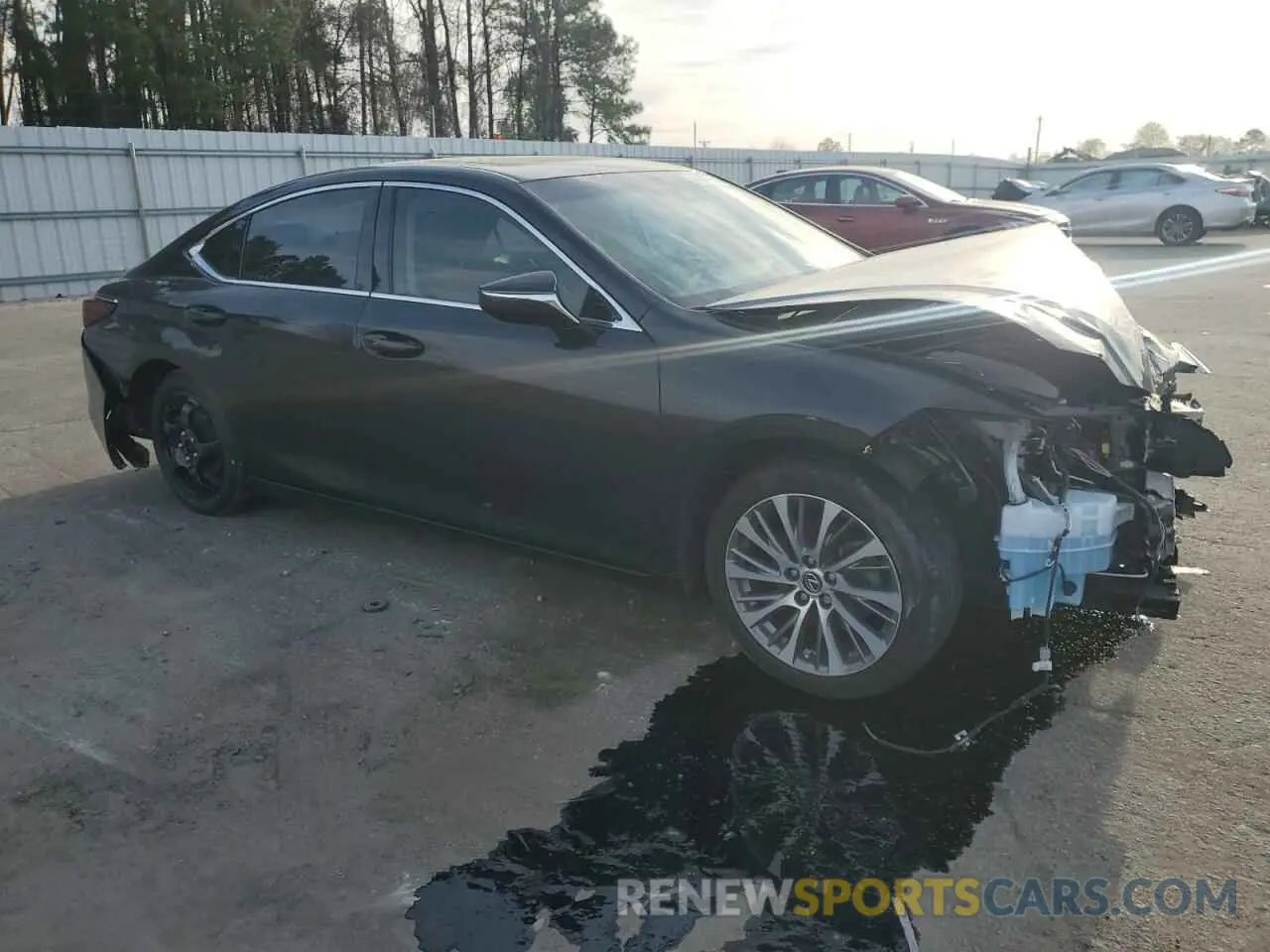 4 Photograph of a damaged car 58ADZ1B19LU071217 LEXUS ES350 2020