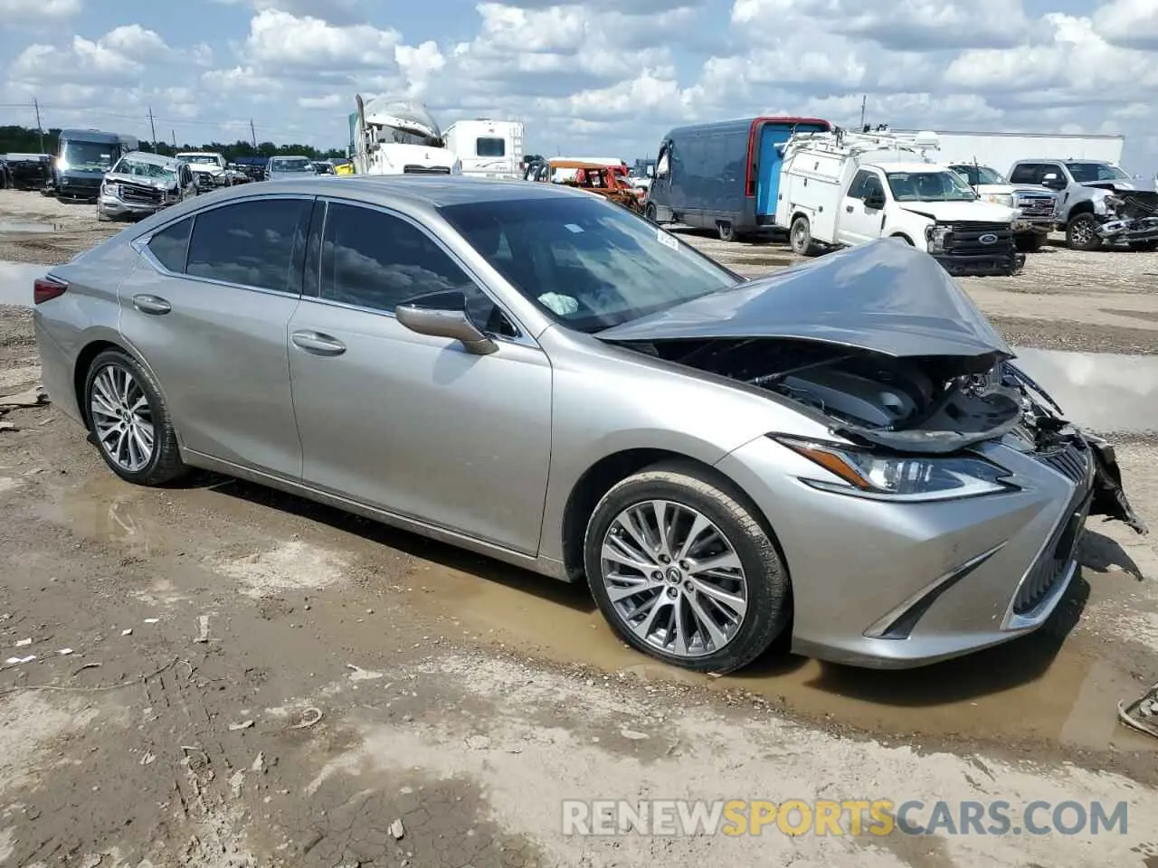 4 Photograph of a damaged car 58ADZ1B19LU080967 LEXUS ES350 2020