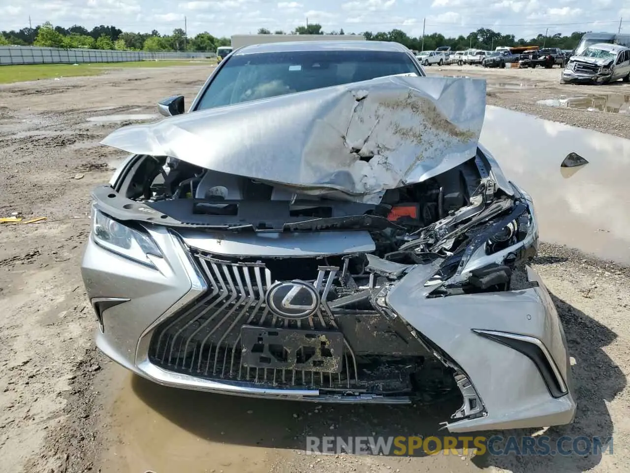 5 Photograph of a damaged car 58ADZ1B19LU080967 LEXUS ES350 2020