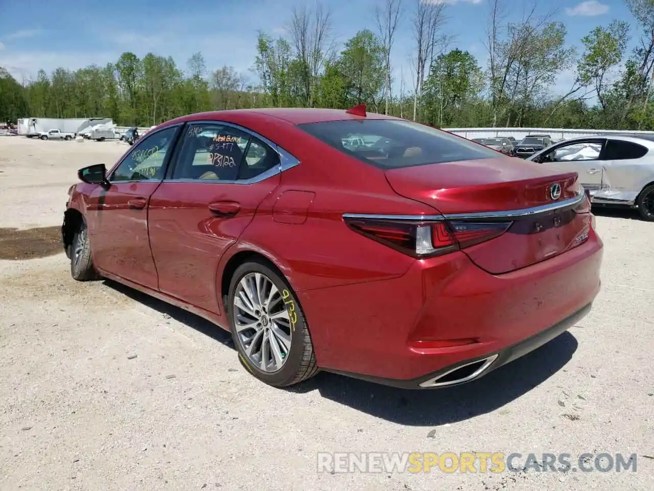 3 Photograph of a damaged car 58ADZ1B1XLU066933 LEXUS ES350 2020