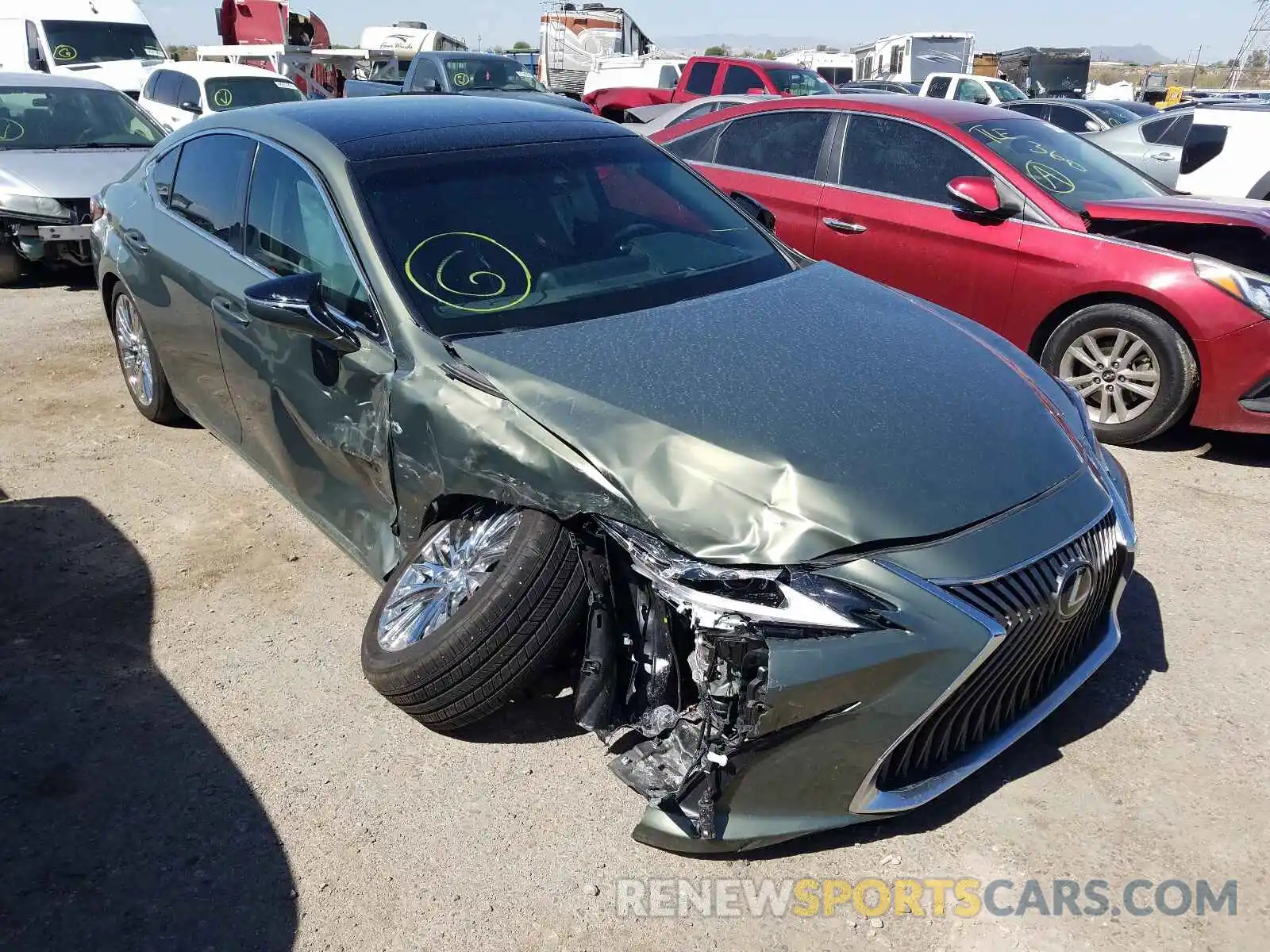 1 Photograph of a damaged car 58ADZ1B1XLU074787 LEXUS ES350 2020