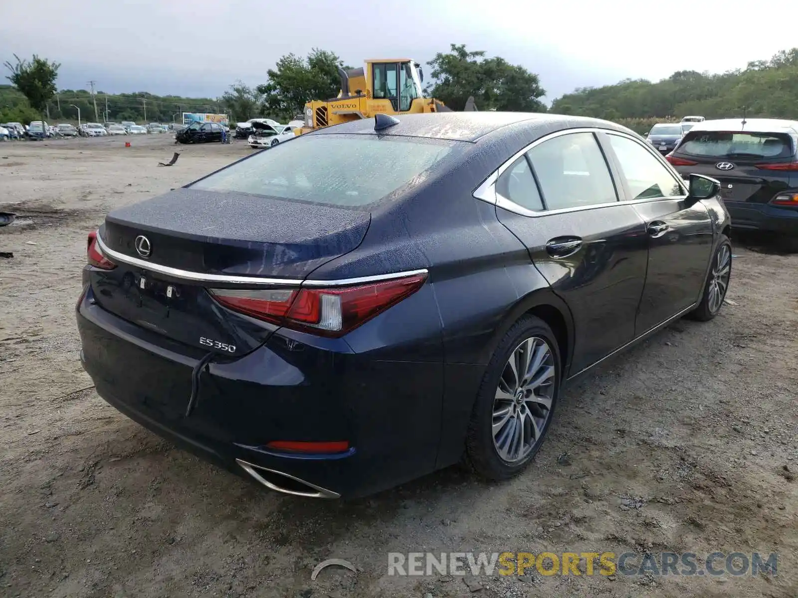 4 Photograph of a damaged car 58ADZ1B1XLU080427 LEXUS ES350 2020