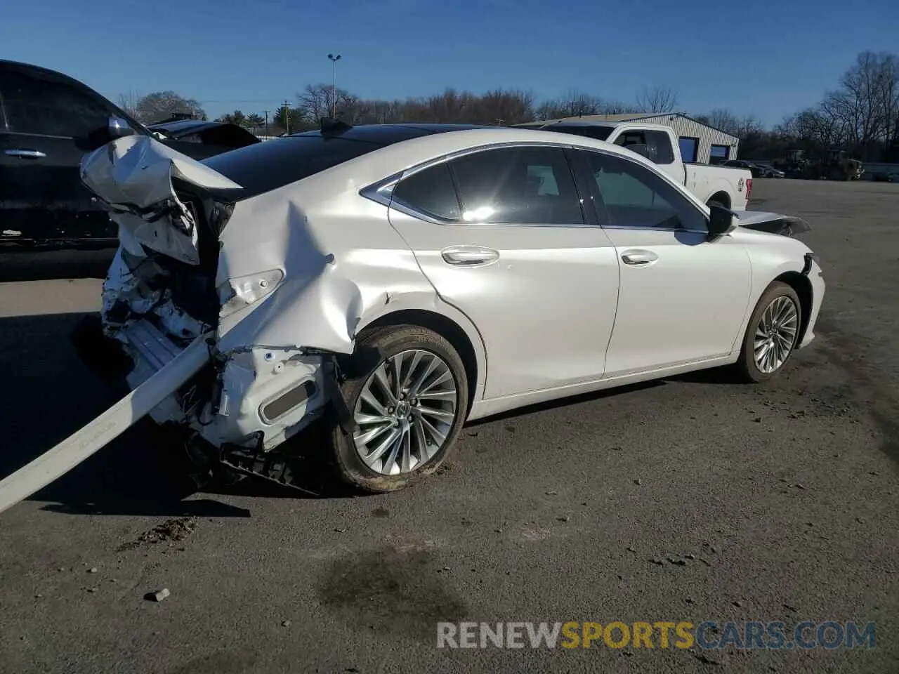 3 Photograph of a damaged car 58AEZ1B11LU058384 LEXUS ES350 2020